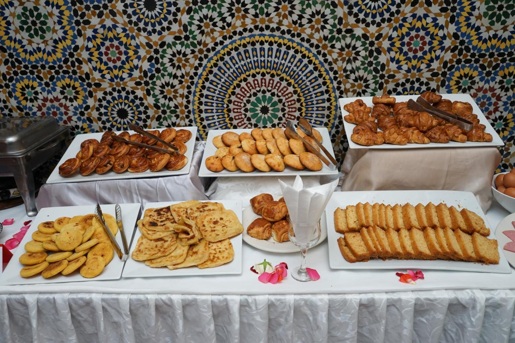 Nouzha Hotel 3*