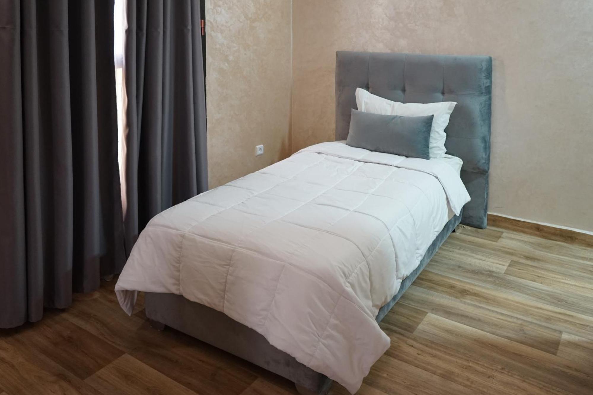 Nouzhahotel 酒店 3*